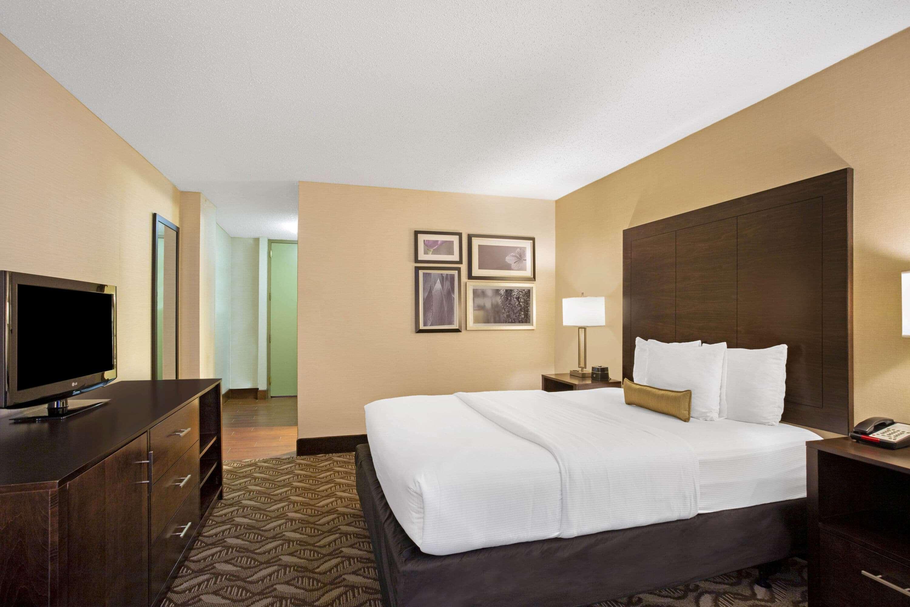 La Quinta By Wyndham Springfield Otel Dış mekan fotoğraf