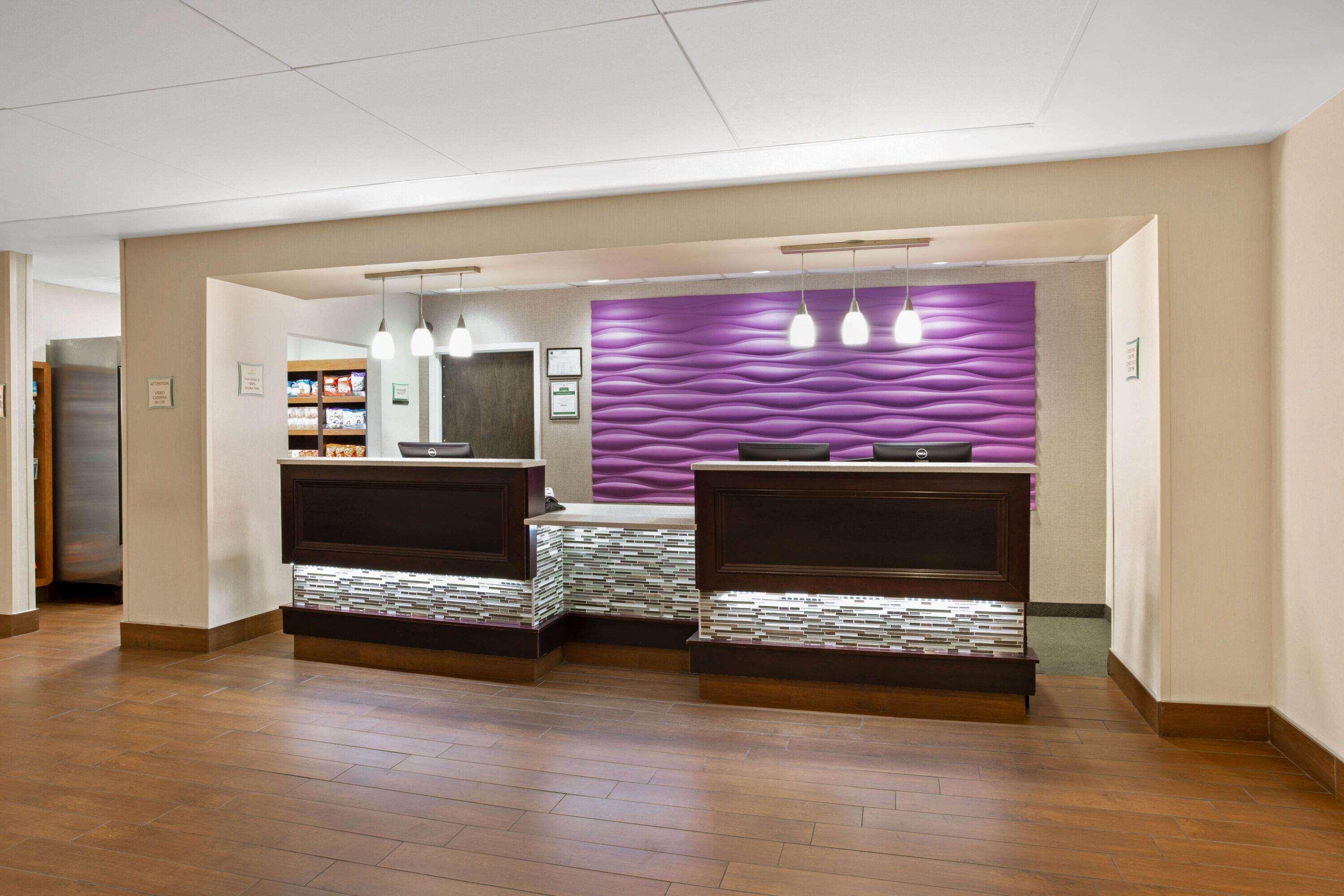 La Quinta By Wyndham Springfield Otel Dış mekan fotoğraf