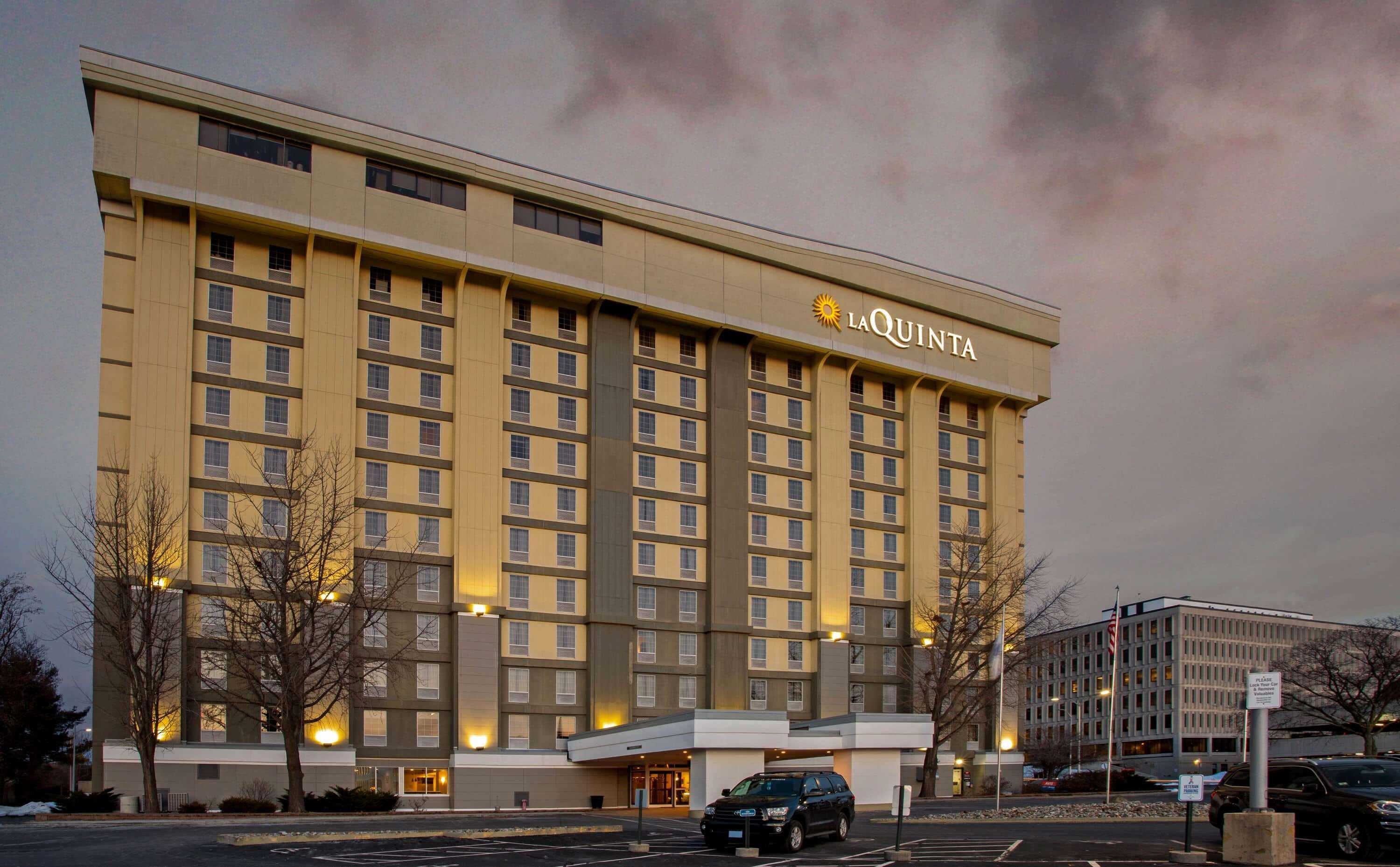 La Quinta By Wyndham Springfield Otel Dış mekan fotoğraf