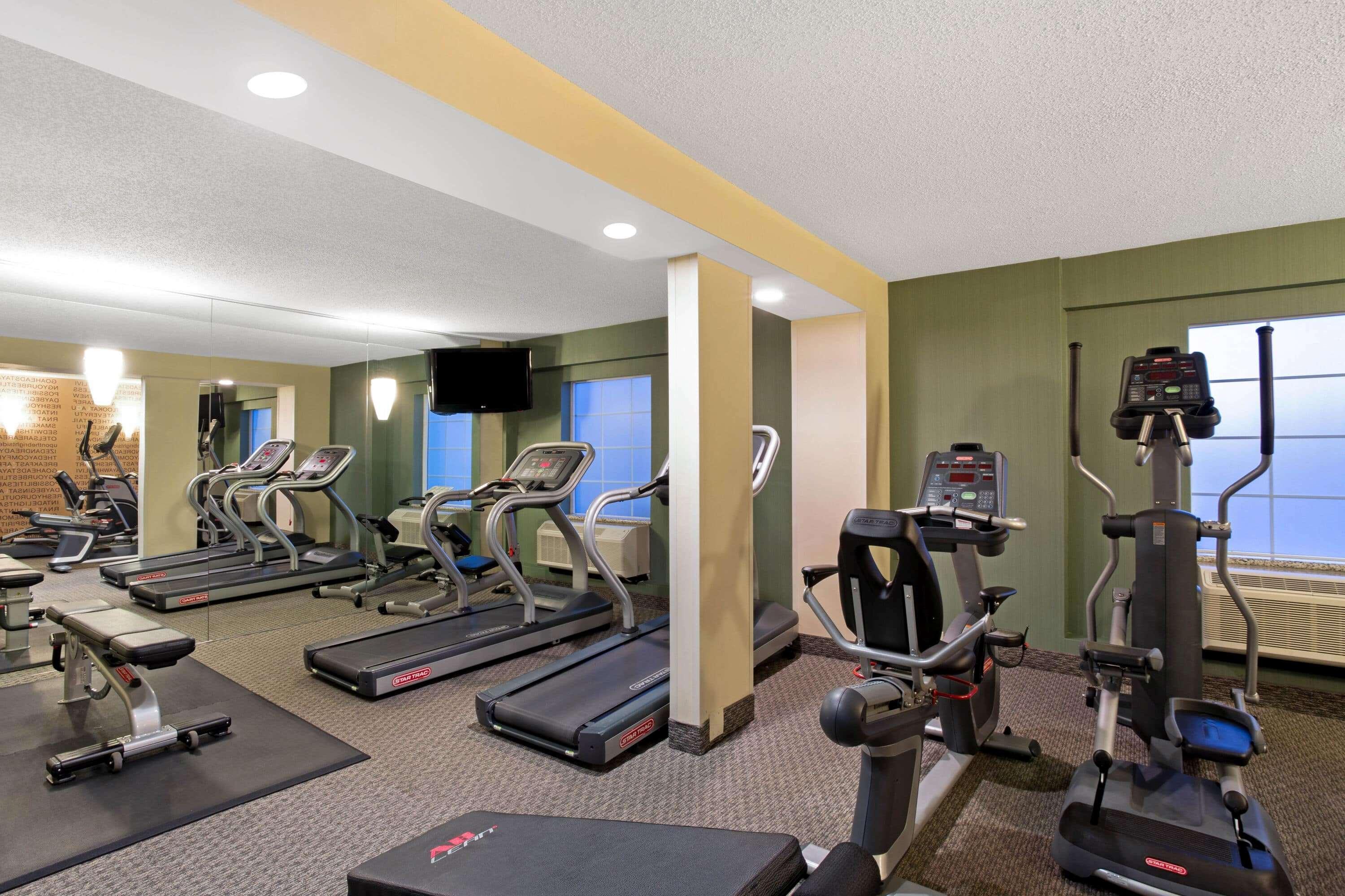 La Quinta By Wyndham Springfield Otel Dış mekan fotoğraf